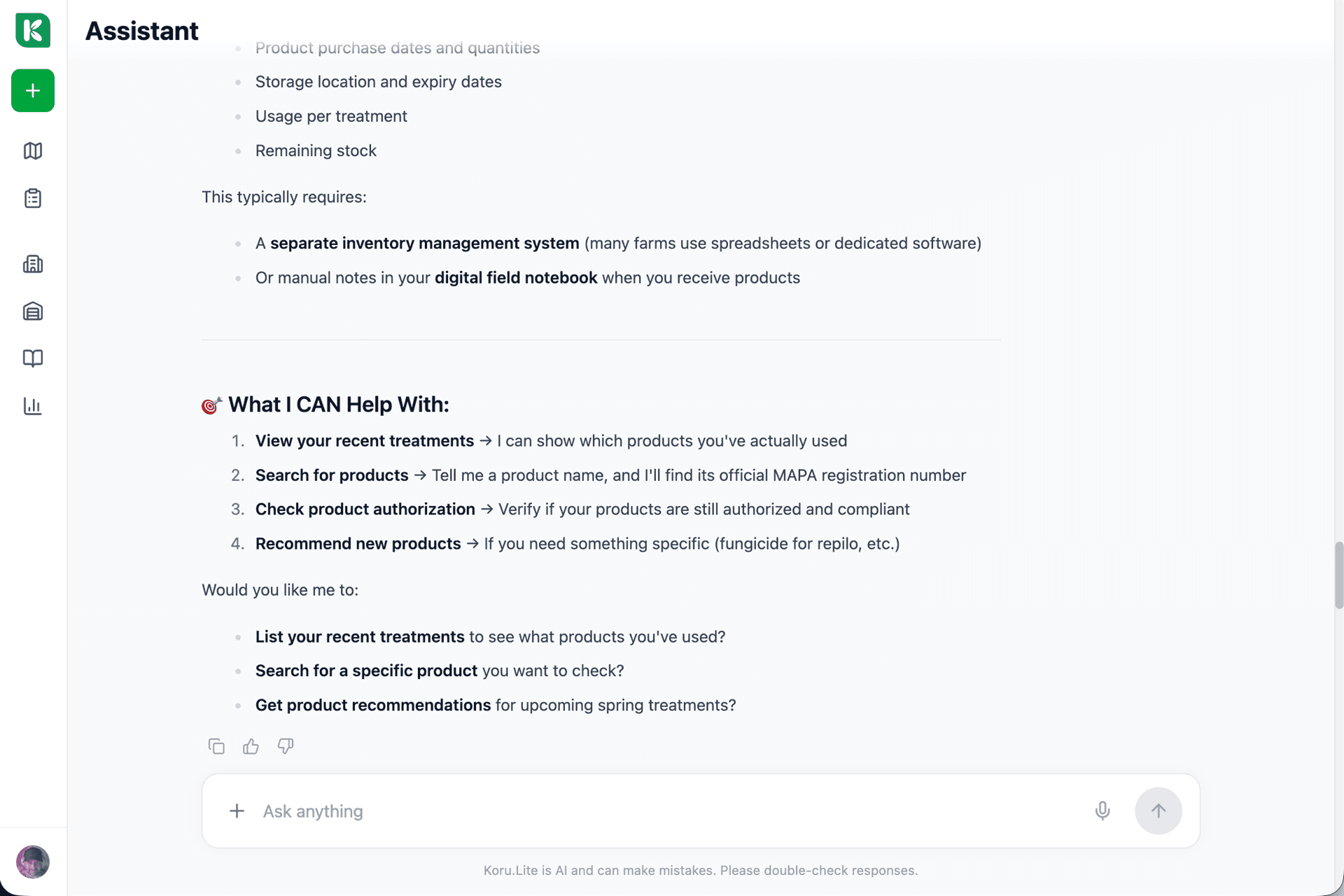 Live voice transcription mid-recording. Speech bubble: 'Apliqué Mancozeb en Olivar Norte esta mañana, dos litros.' Below: structured fields auto-populated — Product: Mancozeb 80% WP, Parcel: Olivar Norte, Volume: 2 L, Date: today. Mic indicator pulsing top-right.