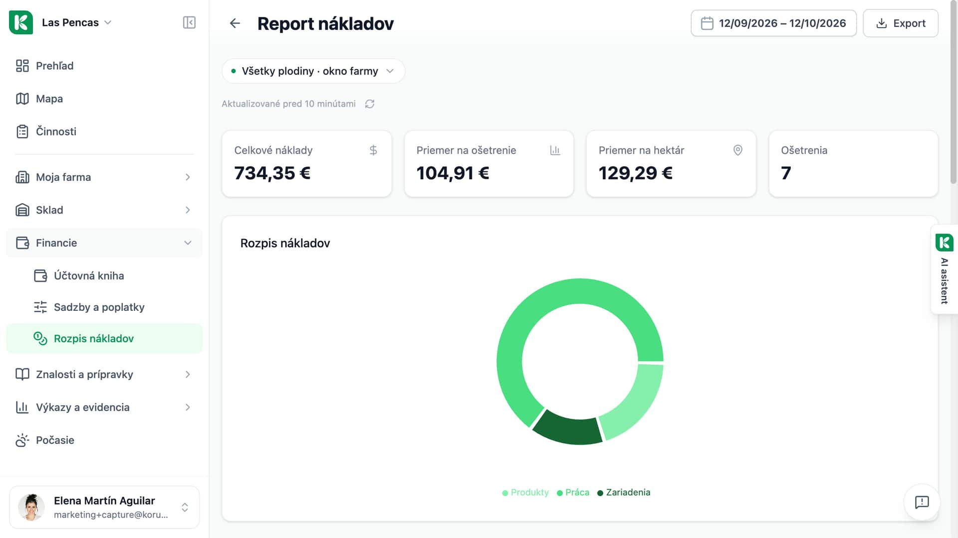 Report nákladov v Koru: celkové náklady, priemer na hektár, rozpis na prácu, zariadenia a produkty a tabuľka úloh s nákladmi na hektár.